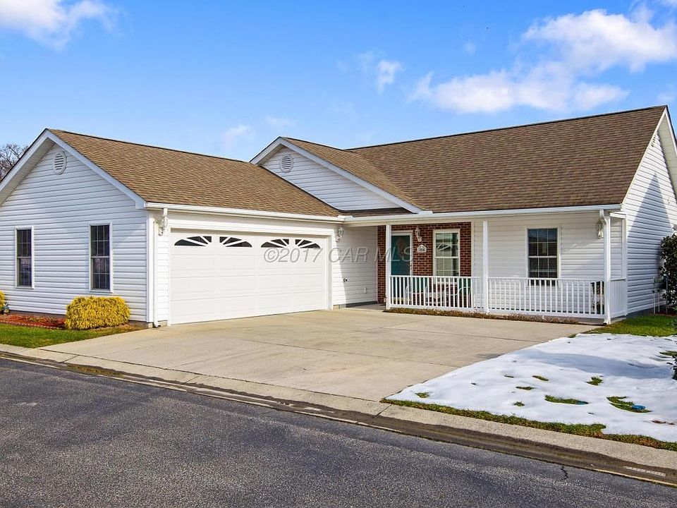 358 Peachtree Ln_Delivered-1