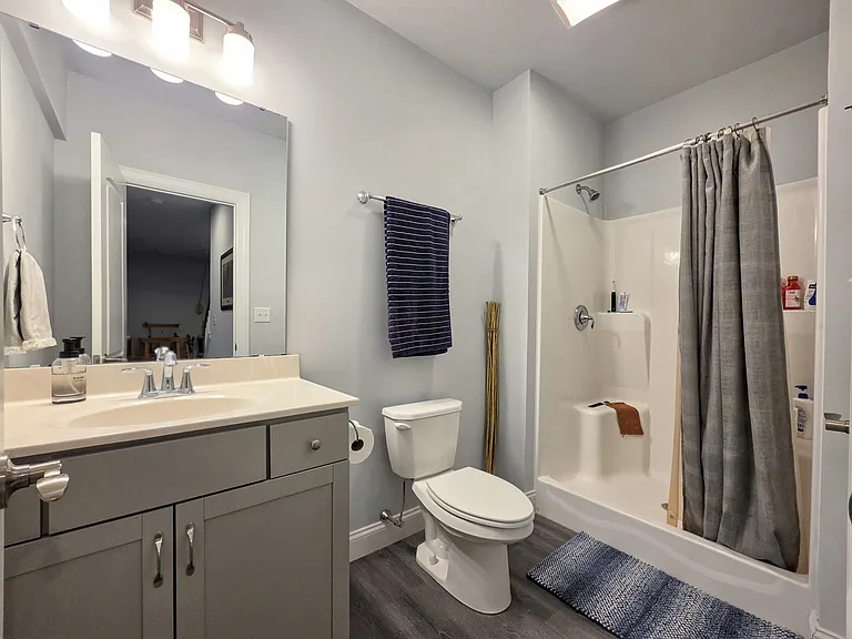 207 Buckton Dr — Photo 16