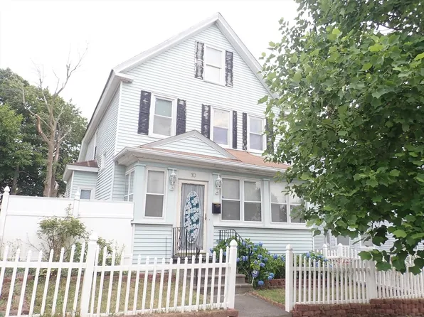 10 Almont Ave, Worcester, MA 01604