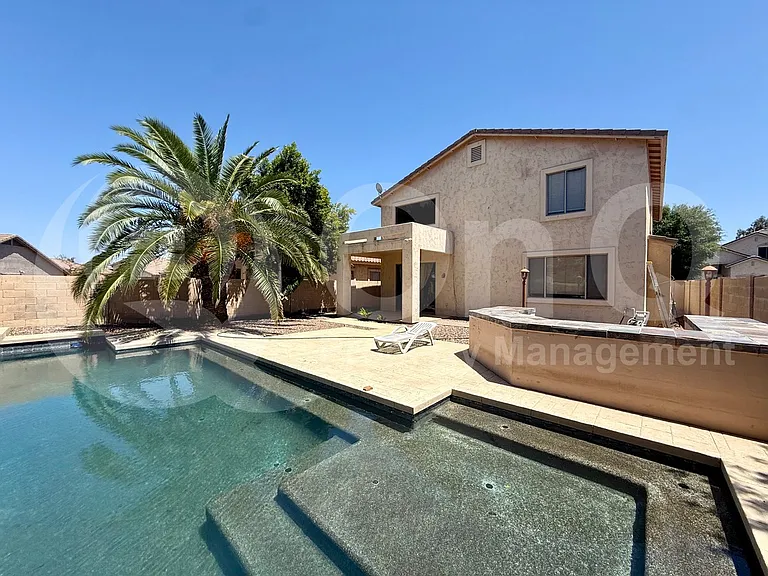 2450 E Darrel Rd — Photo 30