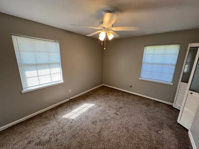 6311 Louisville Ave — Photo 16