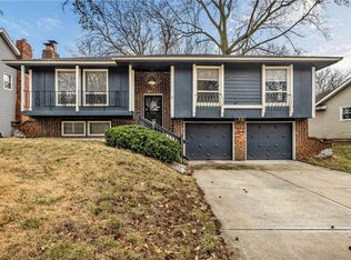 705 NE 80th Ter, Kansas City, MO 64118