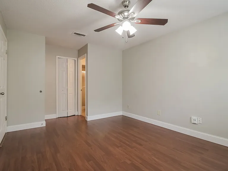 13900 Lena St — Photo 8