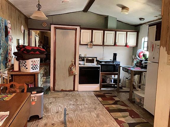 5th image of 138 Willowood Dr