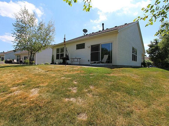 5th image of 15771 Farnham Ave N