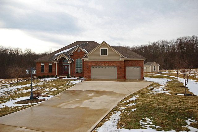 1st image of 137 Hummingbird Ct