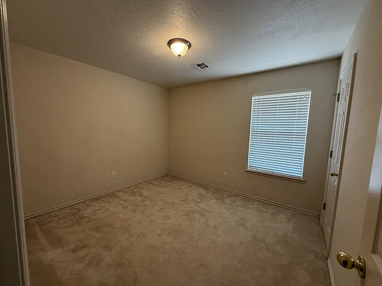 1214 Northern Hills Ln — Photo 19