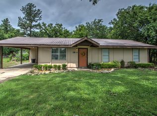 110 N A St, Morris, OK 74445