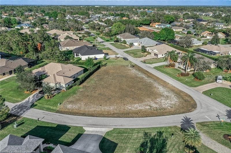 1st image of 2719 Island Dr #1