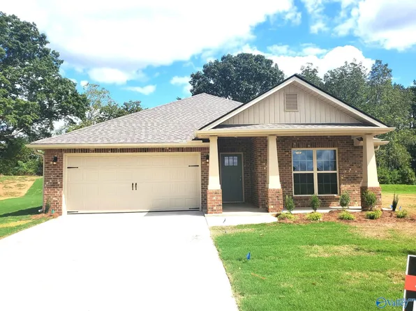 2134 McAfee Rd NE, Cullman, AL 35058