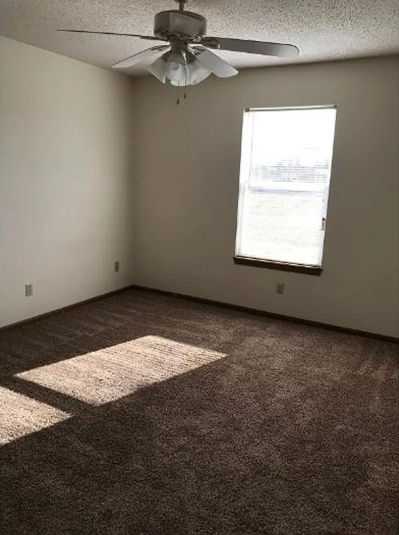 720 Cedar Drive — Photo 4