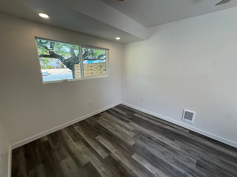 3531 Hatteras Ave — Photo 2