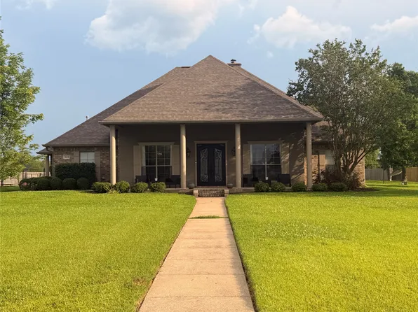 301 Teche Dr, Bossier City, LA 71111