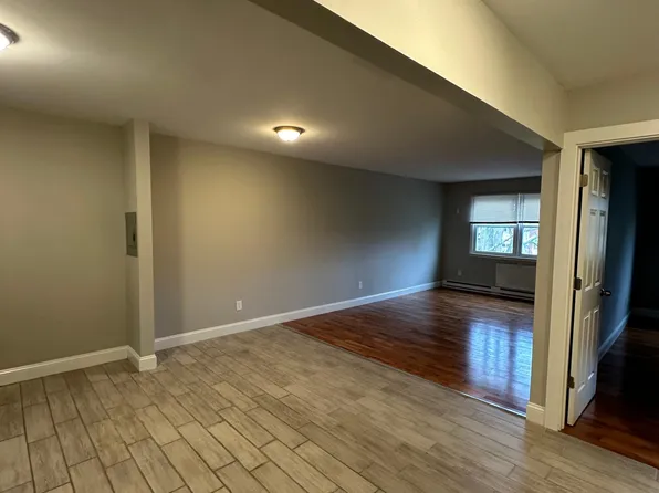 156 Bull Hill Ln, West Haven, CT