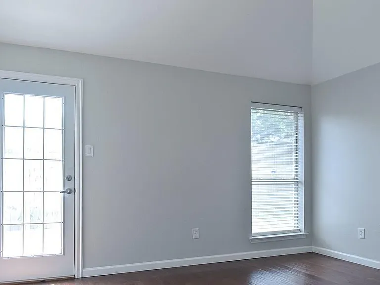 1705 Vista Verde Cir — Photo 10