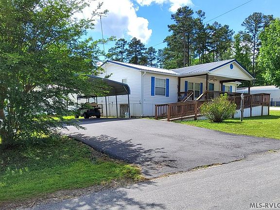 3rd image of 138 Fox Dr