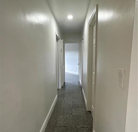 5th image of 660 W Park Dr