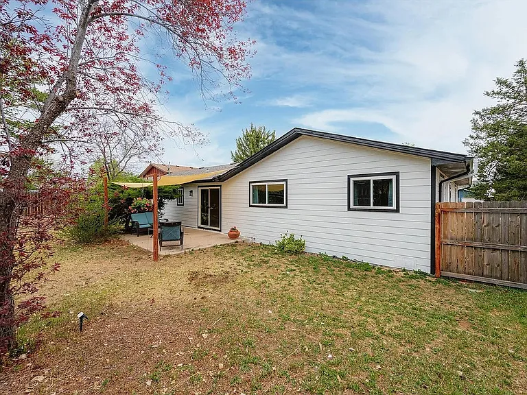 909 Willshire Dr — Photo 35