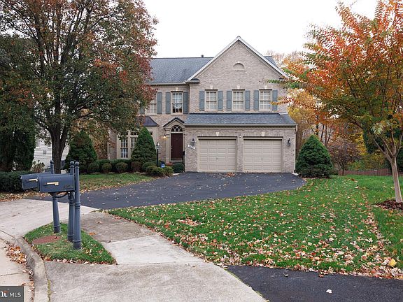5th image of 8623 James Creek Dr