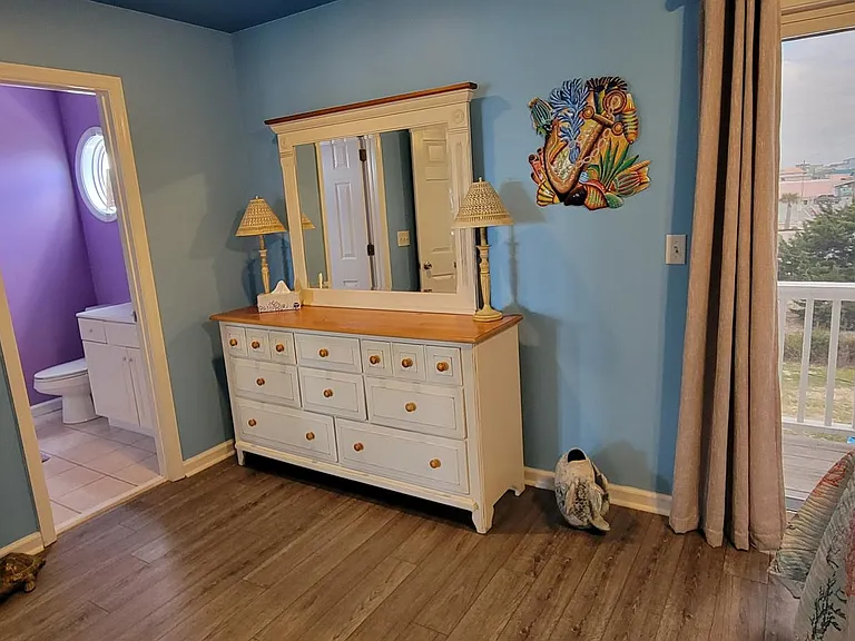 110 S High Point Ave — Photo 13