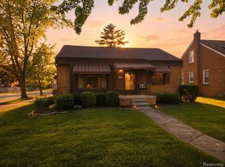 1512 19th St, Wyandotte, MI 48192