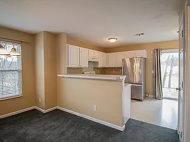 550 Flintlock Ct — Photo 4
