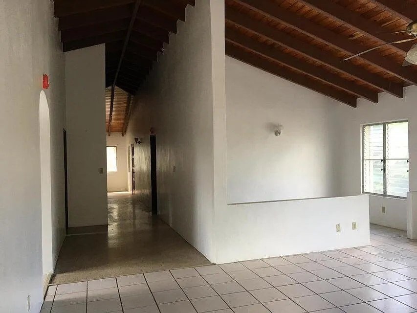 3 bed, $1,500 — Photo 2