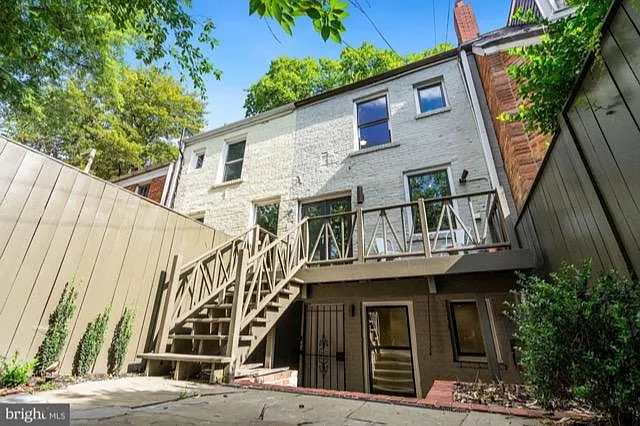 2716 Poplar St NW — Photo 3