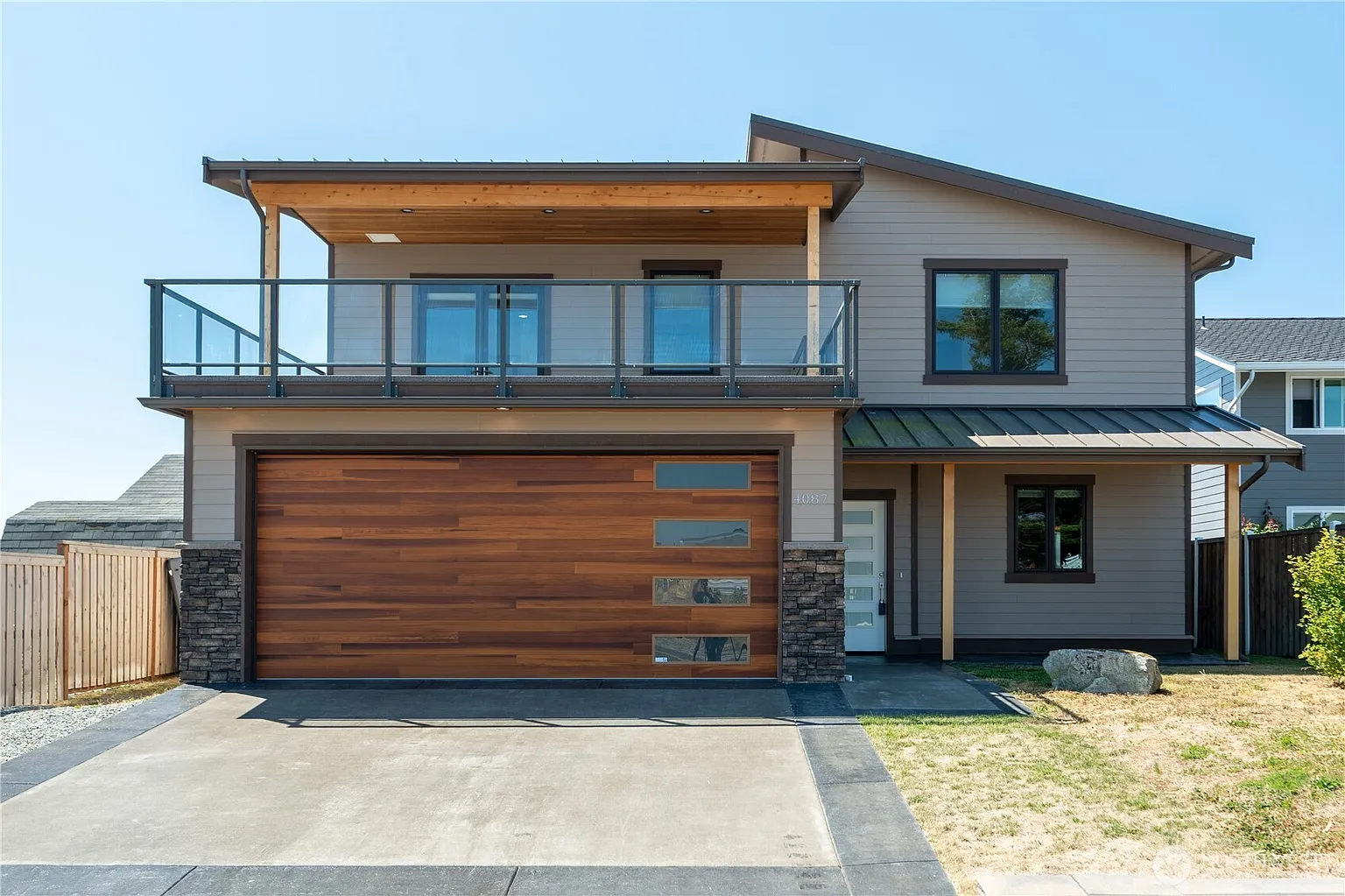4087 Saltspring Drive photo 1
