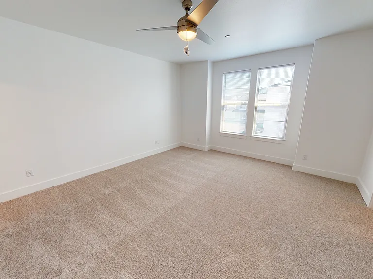 6365 S 31st St #102 — Photo 15