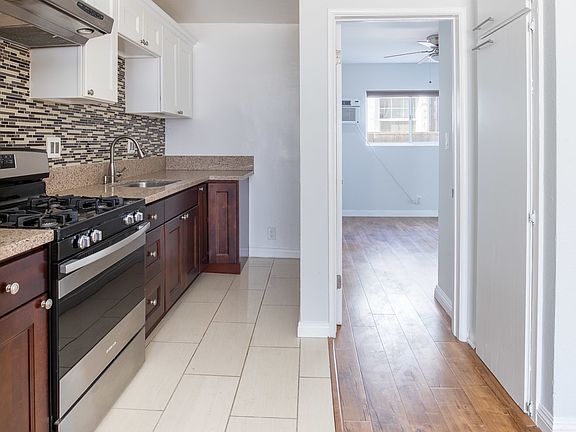4th image of 1022 Wilcox Ave APT 2