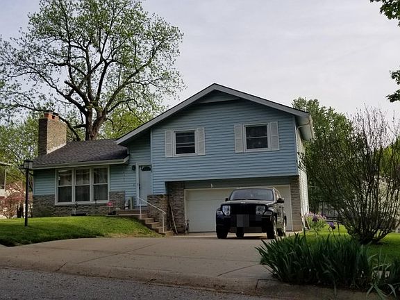 3rd image of 18408 E 30th Ter S