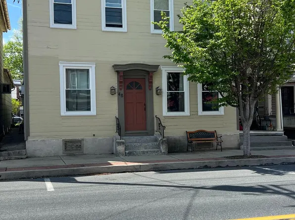 48 E Main St, Mount Joy, PA 17552
