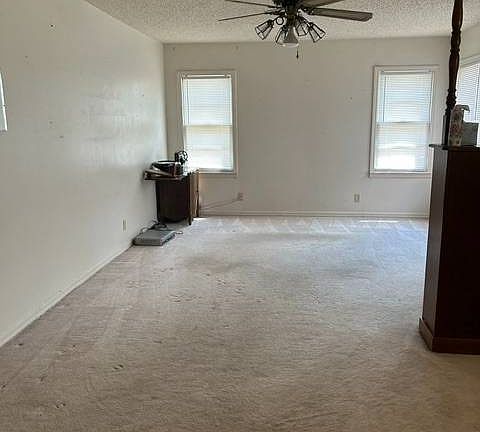 4th image of 209 Terrace Dr