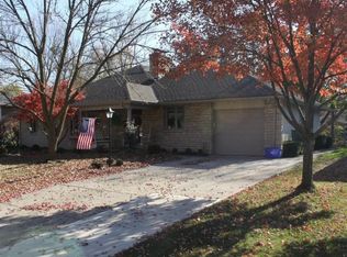 1095 Trentwood Rd, Columbus, OH 43221