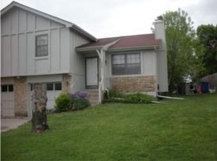 1800 W Prairie St, Olathe, KS 66061