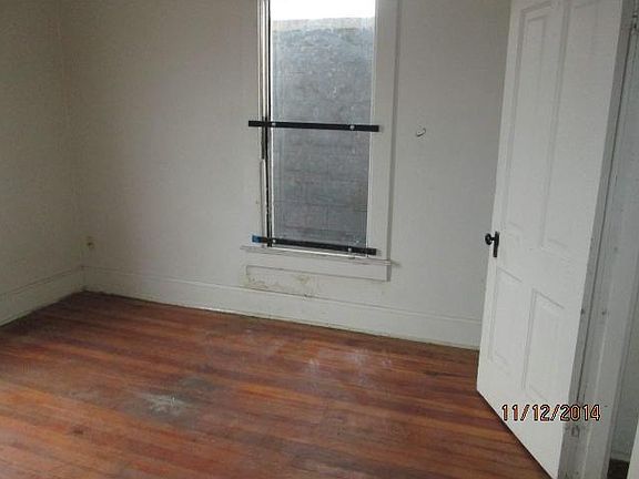 3rd image of 1215 S Meridian St