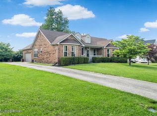 532 Navaho Rd, Shelbyville, KY 40065