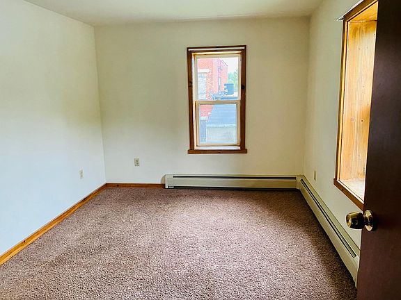4th image of 6632 Exchange St #4