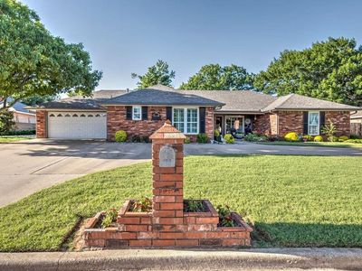 2105 Crossgate Rd, Duncan, OK, 73533
