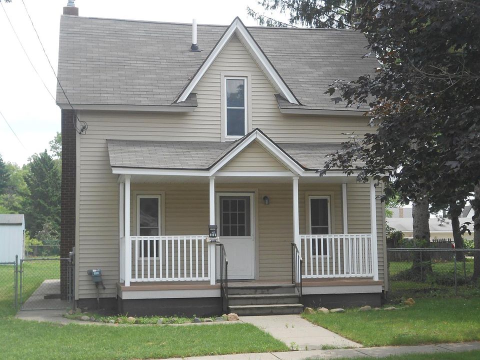 1st image of 609 Oakwood Ave