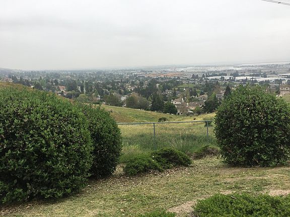 2nd image of 43666 Southerland Way