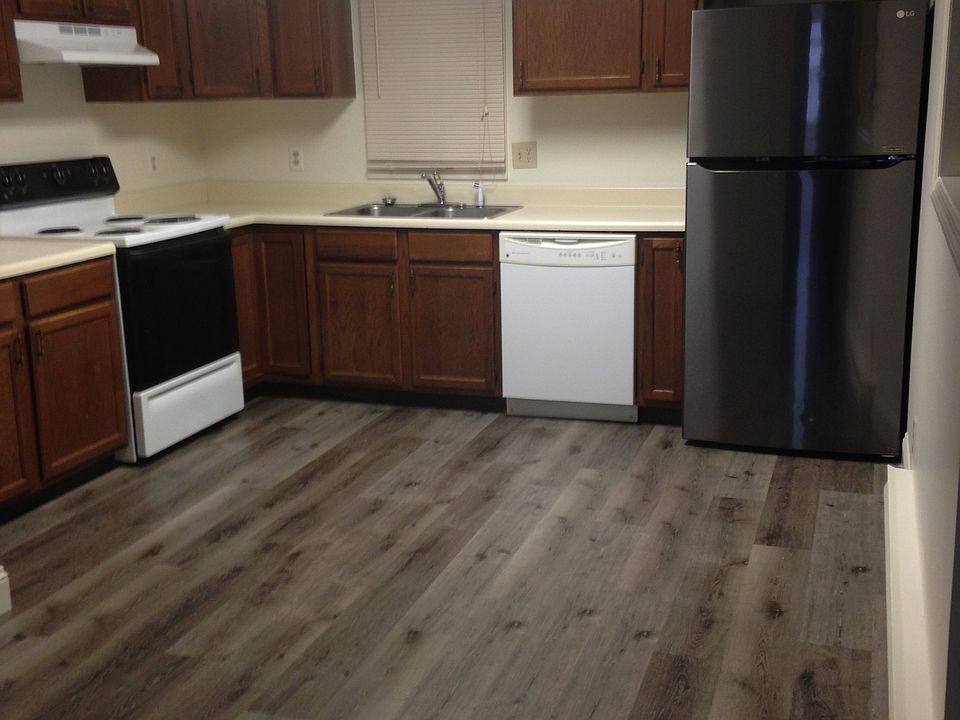 1st image of 14745 Sherwood Dr #5