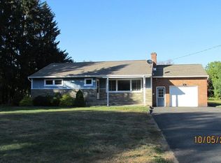 27 Wing Rd, Rexford, NY 12148