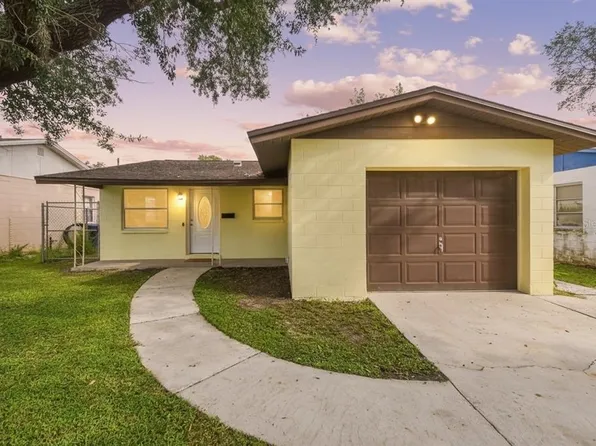 231 93rd Ave N, Saint Petersburg, FL 33702