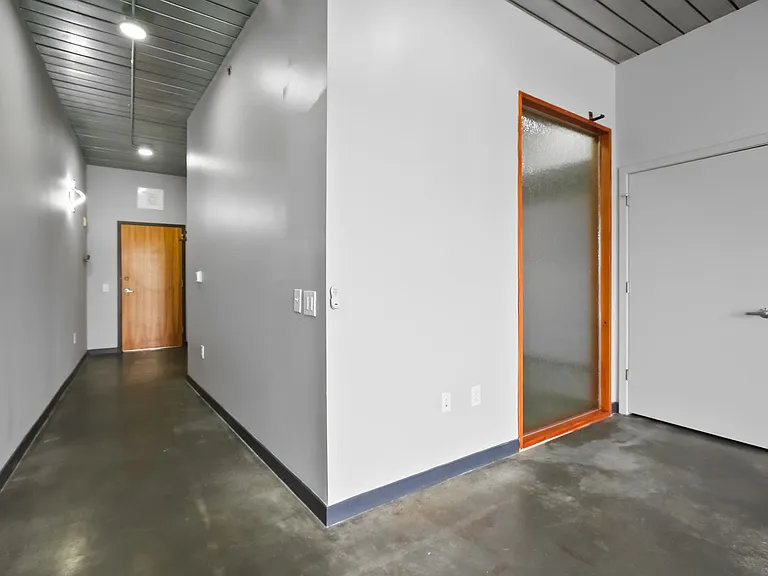 620 Glen Iris Dr NE #501 — Photo 4