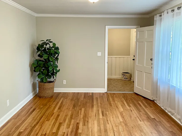 755 Trout St NE — Photo 2