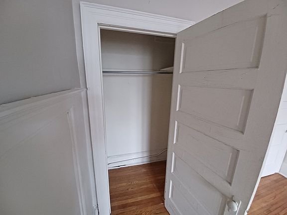 3rd image of 301 W School House Ln