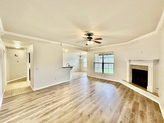 3rd image of 441 Sorrento Dr