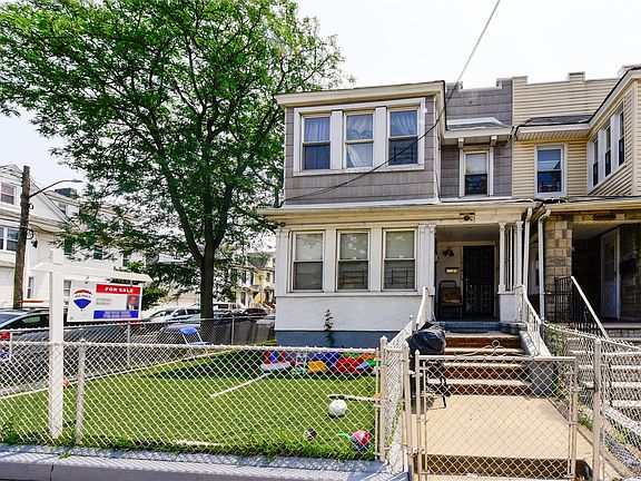 2nd image of 11418 103rd Avenue